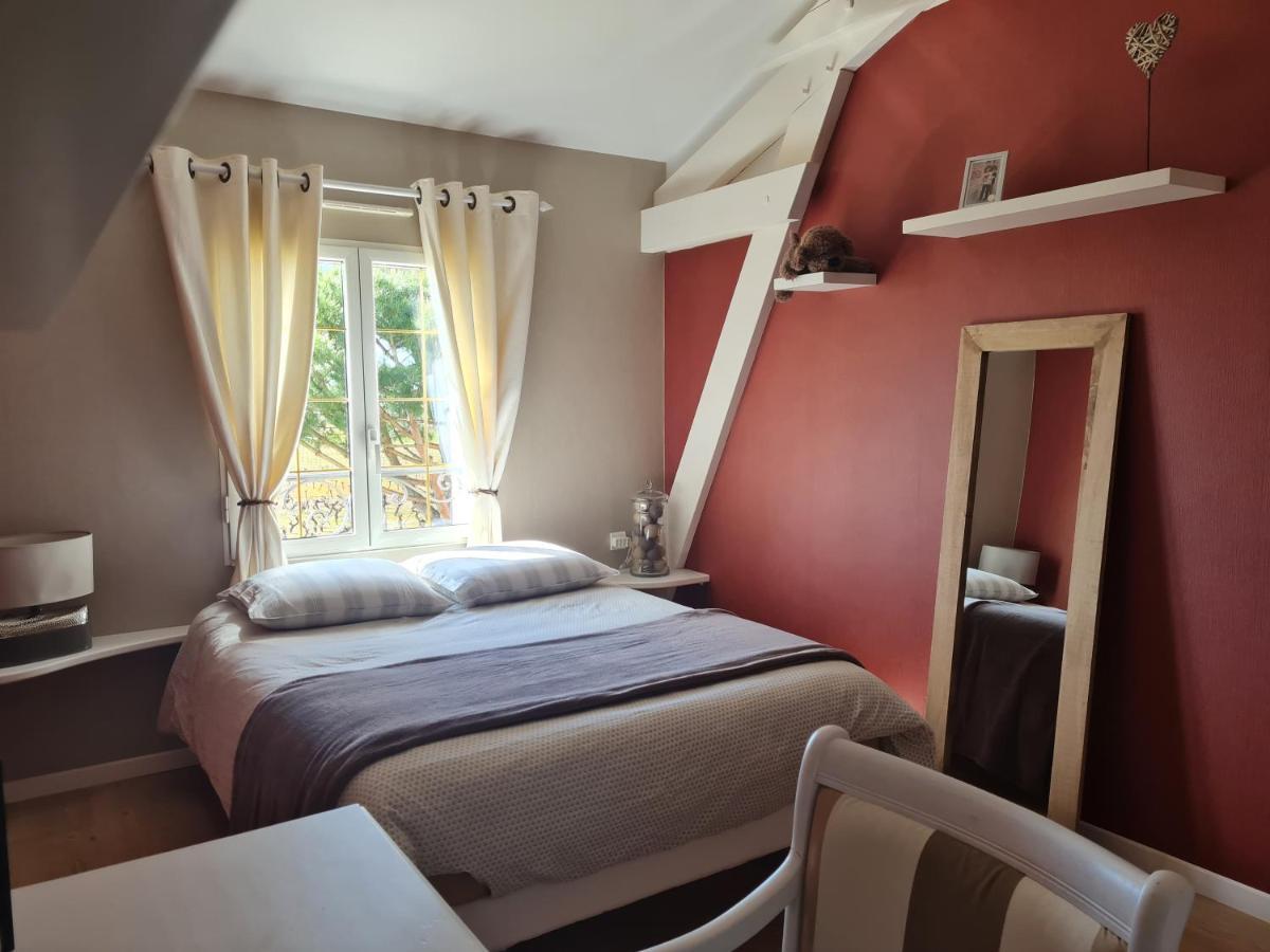 Bed and Breakfast Entre Loire Et Vignobles Lire Экстерьер фото